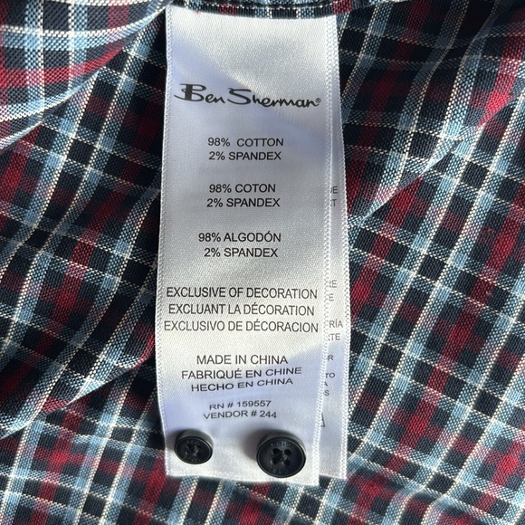 Ben Sherman Men’s Button Down Shirt in Plaid Size Small NWT - Picture 8 of 8